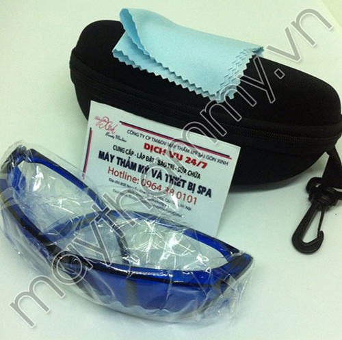 Kính bảo vệ mắt